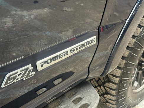 Used 2022 Ford F250 Lariat w/ Tremor Off-Road Package image 17