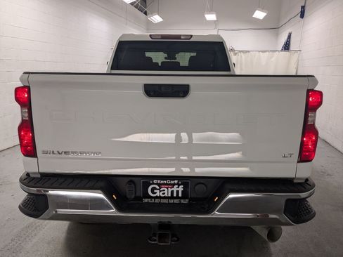 Used 2024 Chevrolet Silverado 2500 LT w/ Convenience Package AWD/4WD image 8