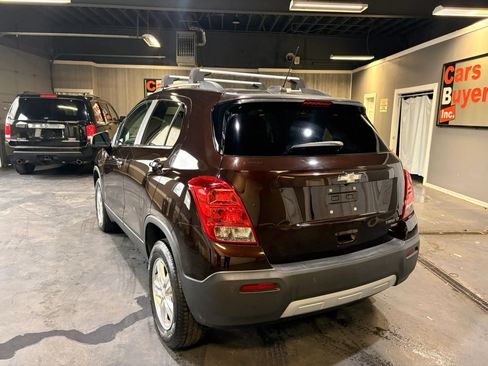 Used 2015 Chevrolet Trax LT w/ LT Plus Package AWD/4WD image 4