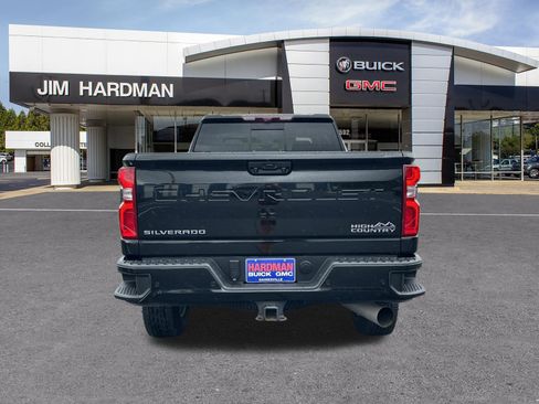 Used 2024 Chevrolet Silverado 2500 High Country w/ High Country Premium Package AWD/4WD image 6