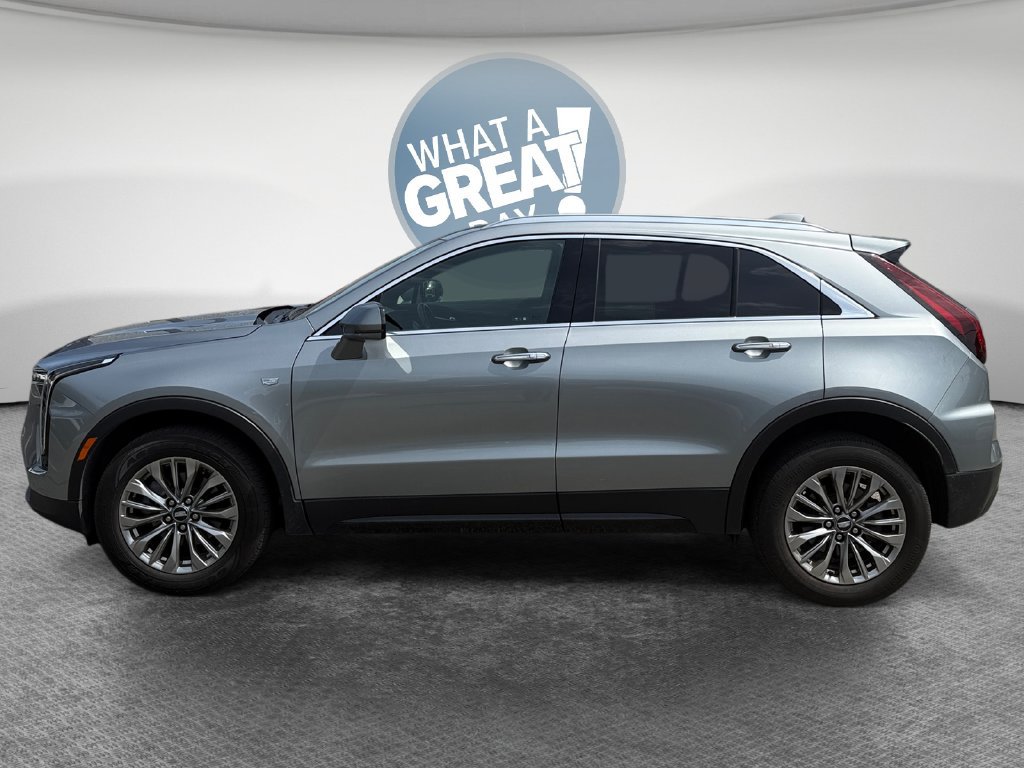 Used 2024 Cadillac XT4 Premium Luxury AWD/4WD image 7