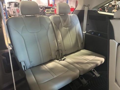 Used 2026 Kia Sorento S w/ S Panoramic Sunroof Package AWD/4WD image 10