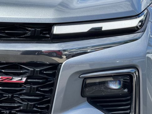 Used 2025 Chevrolet Traverse Z71 image 48