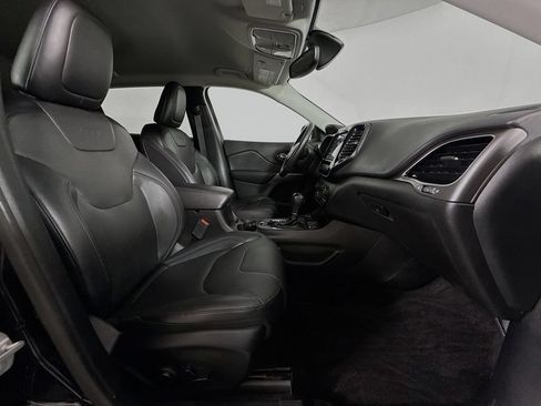 Used 2019 Jeep Cherokee Limited AWD/4WD image 21