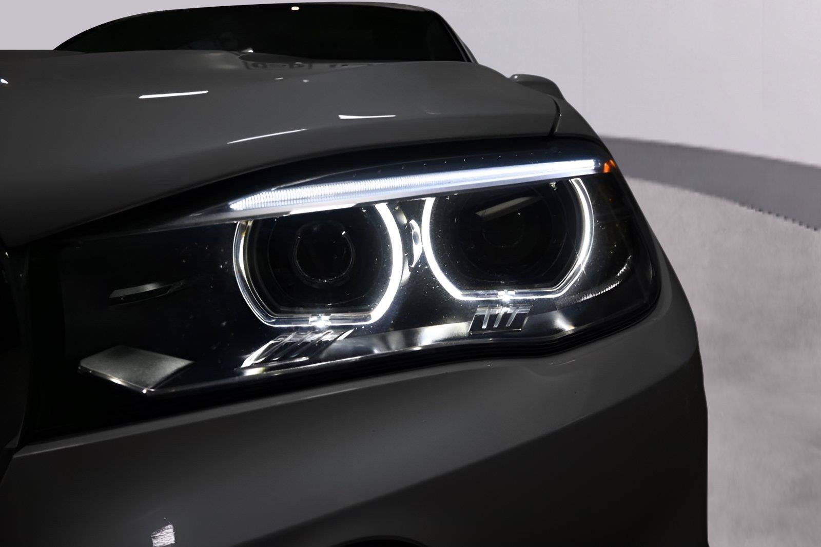 Used 2018 BMW X5 xDrive35i w/ Driving Assistance Package AWD/4WD image 34