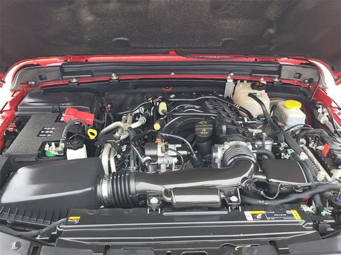 Used 2023 Jeep Wrangler Unlimited Rubicon w/ Cold Weather Group image 34