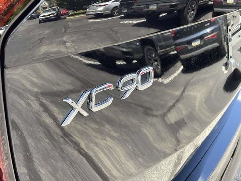 Used 2026 Volvo XC90 B6 Ultra AWD/4WD image 8