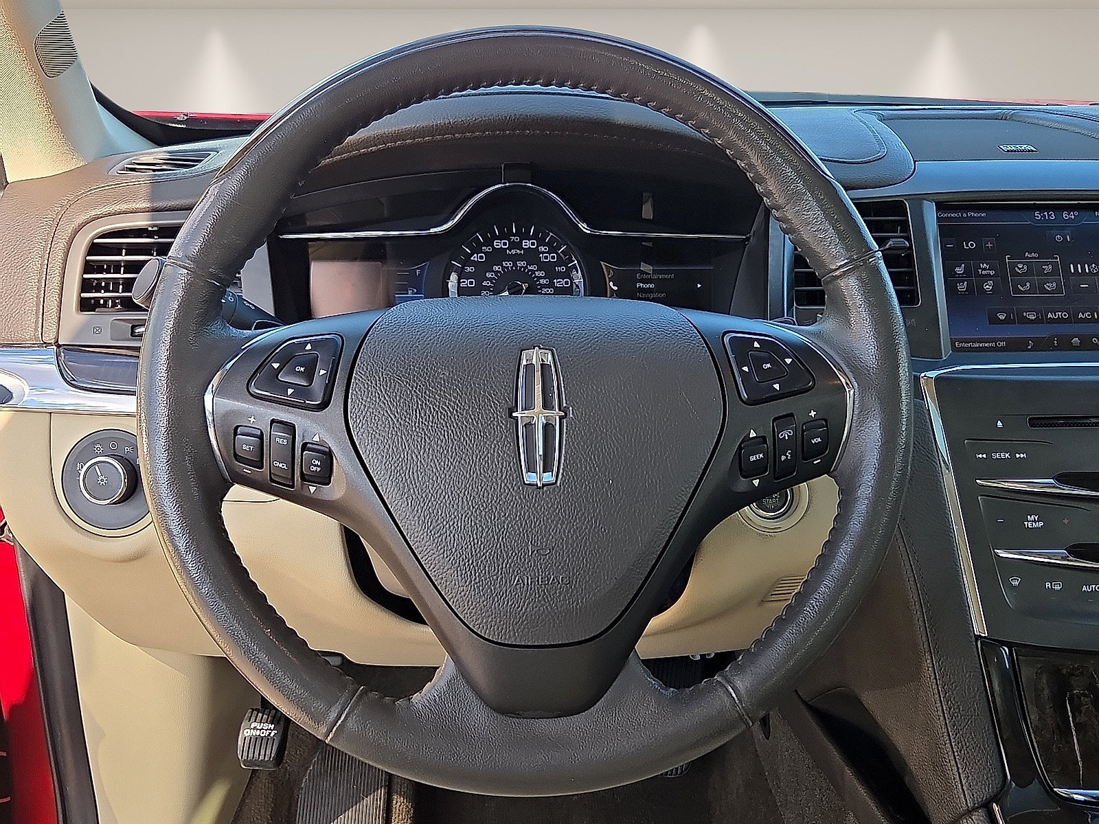 Used 2013 Lincoln MKS FWD image 13