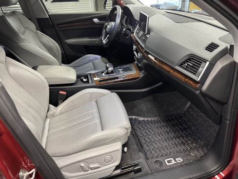 Used 2018 Audi Q5 2.0T Premium Plus w/ Premium Plus Package AWD/4WD image 18