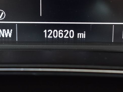 Used 2017 Chevrolet Cruze LS FWD image 27