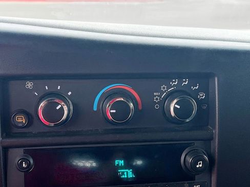 Used 2024 GMC Savana 2500 w/ Driver Convenience Package RWD image 15