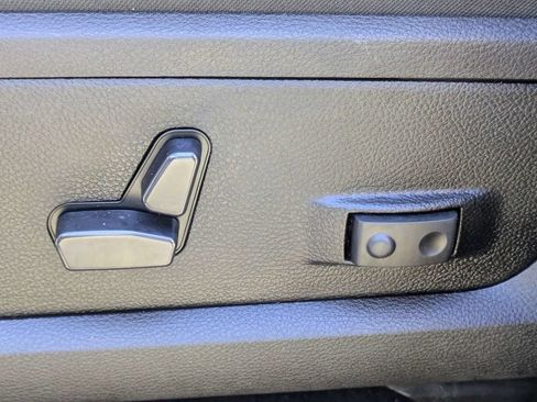 Used 2023 RAM 1500 Classic SLT w/ Trailer & Traction Group AWD/4WD image 20