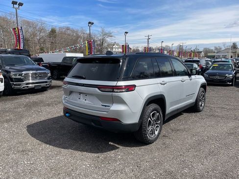 Used 2023 Jeep Grand Cherokee Trailhawk AWD/4WD image 5