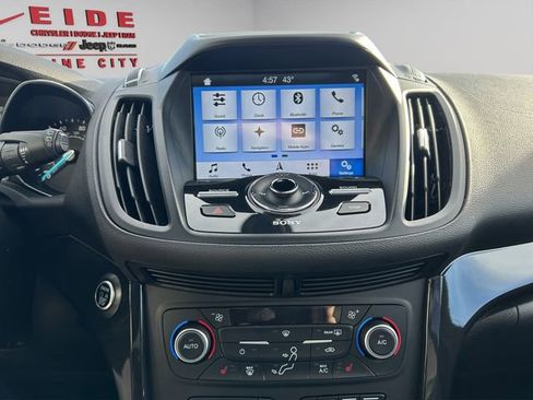 Used 2018 Ford Escape Titanium image 18