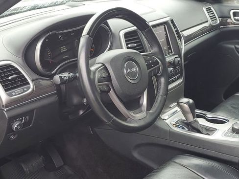 Used 2018 Jeep Grand Cherokee Overland image 21