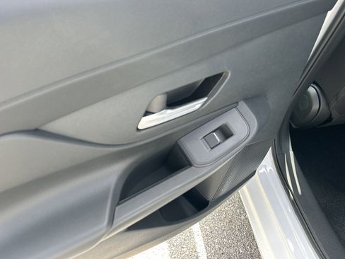 New 2026 Nissan Sentra SV image 12