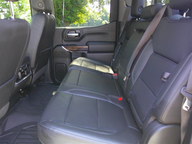 Used 2019 GMC Sierra 1500 SLT w/ SLT Premium Plus Package AWD/4WD image 18