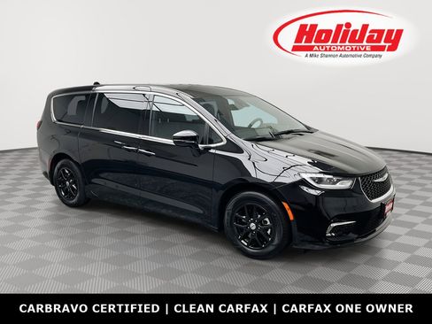 Used 2025 Chrysler Pacifica Select FWD image 1