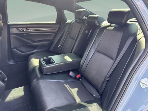 Used 2022 Honda Accord Sport image 11