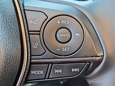 Used 2023 Toyota Camry SE image 24