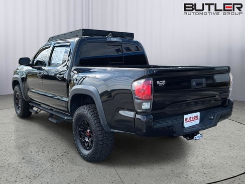 Used 2019 Toyota Tacoma TRD Pro image 4