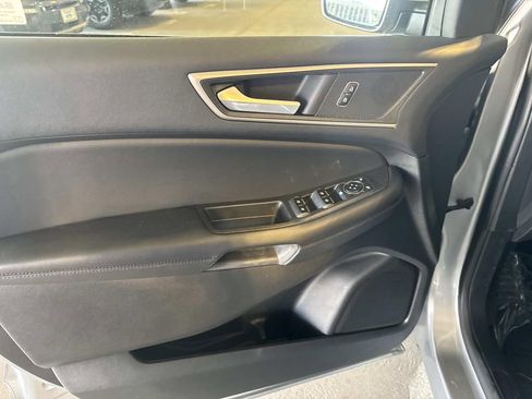 Used 2024 Ford Edge SEL w/ Convenience Package image 14