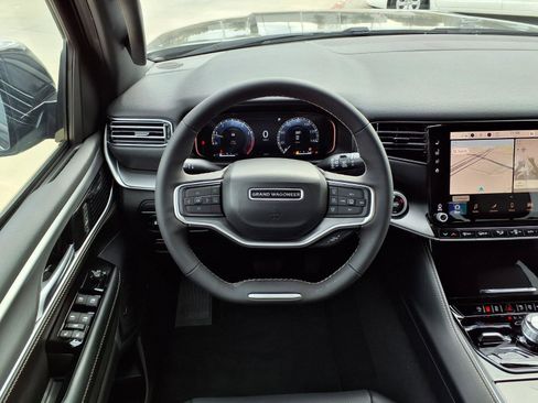 New 2026 Jeep Grand Wagoneer L 4WD image 11