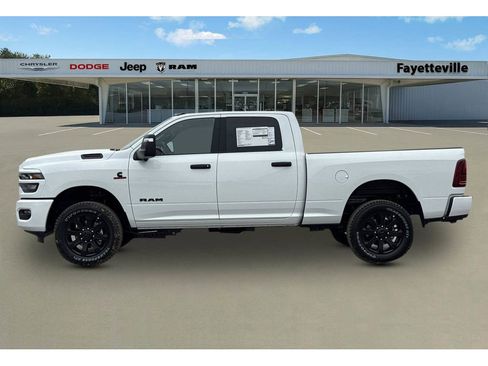 New 2026 RAM 2500 Big Horn AWD/4WD image 6