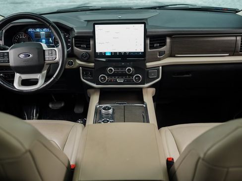 Used 2022 Ford Expedition Max Limited image 20