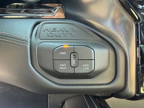 New 2026 RAM 2500 Limited image 22