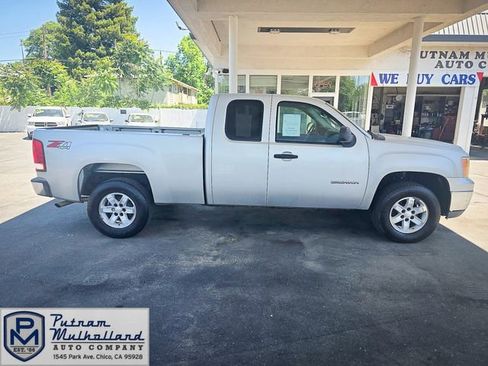 Used 2010 GMC Sierra 1500 SLE w/ Power Pack Plus AWD/4WD image 2
