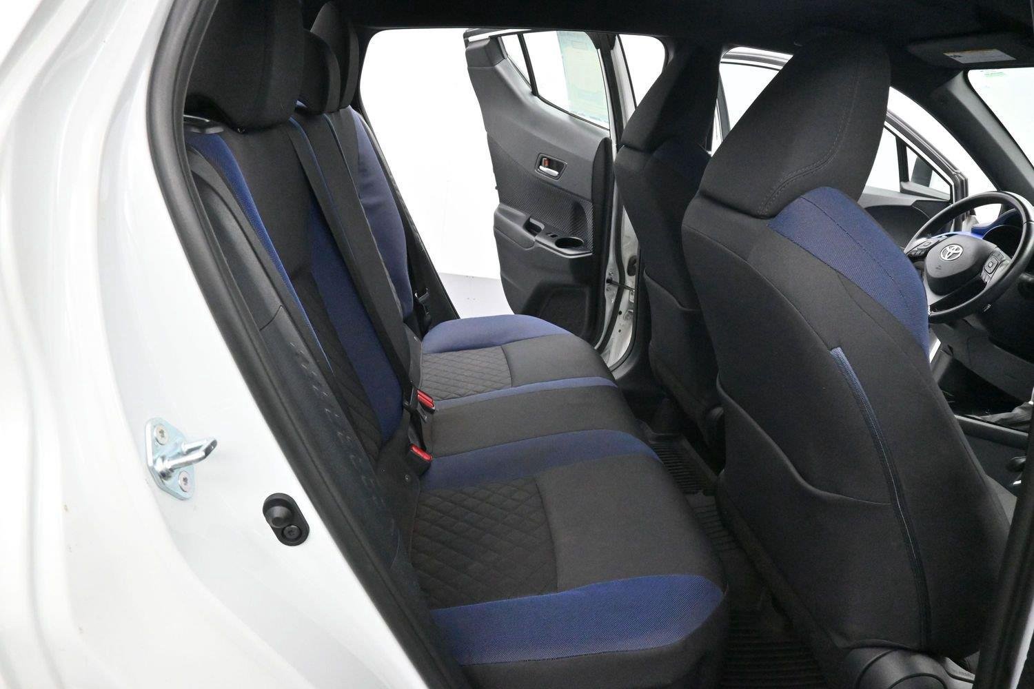 Used 2022 Toyota C-HR XLE FWD image 27