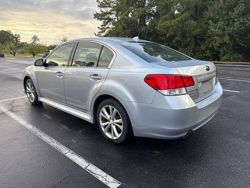 Used 2014 Subaru Legacy 2.5i Premium AWD/4WD image 3