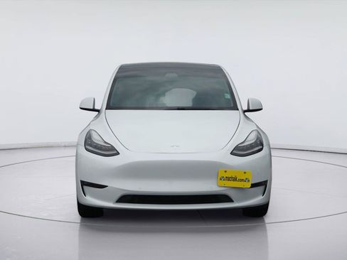 Used 2020 Tesla Model Y Long Range AWD/4WD image 3