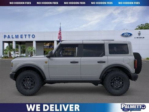 New 2026 Ford Bronco Badlands AWD/4WD image 3