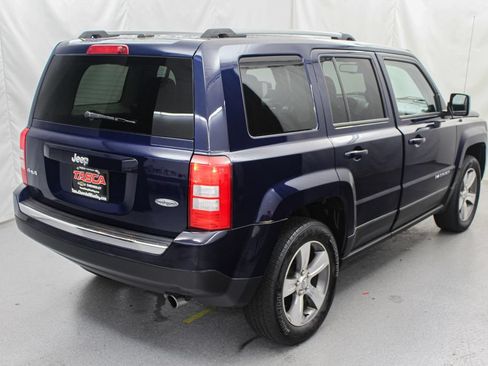 Used 2017 Jeep Patriot High Altitude AWD/4WD image 12