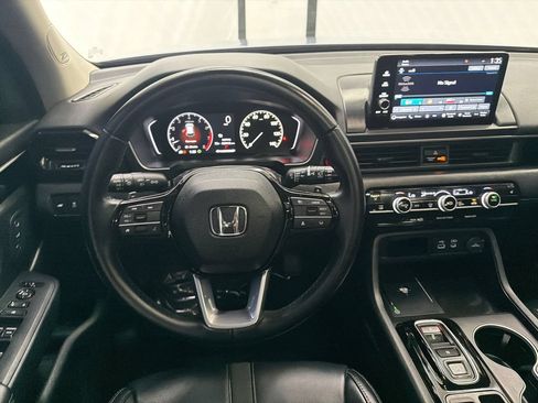 Used 2023 Honda Pilot Touring image 26