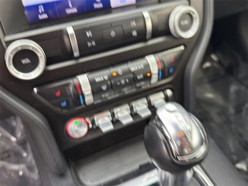 Used 2022 Ford Mustang GT Premium image 20