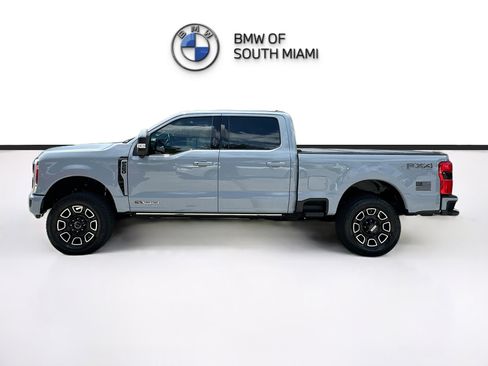 Used 2024 Ford F250 Platinum w/ FX4 Off-Road Package image 4