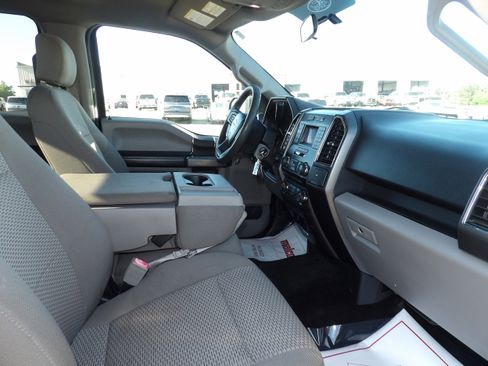 Used 2018 Ford F150 XLT image 10