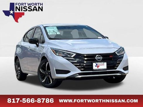 Certified 2025 Nissan Versa SR w/ Trunk Package FWD image 1