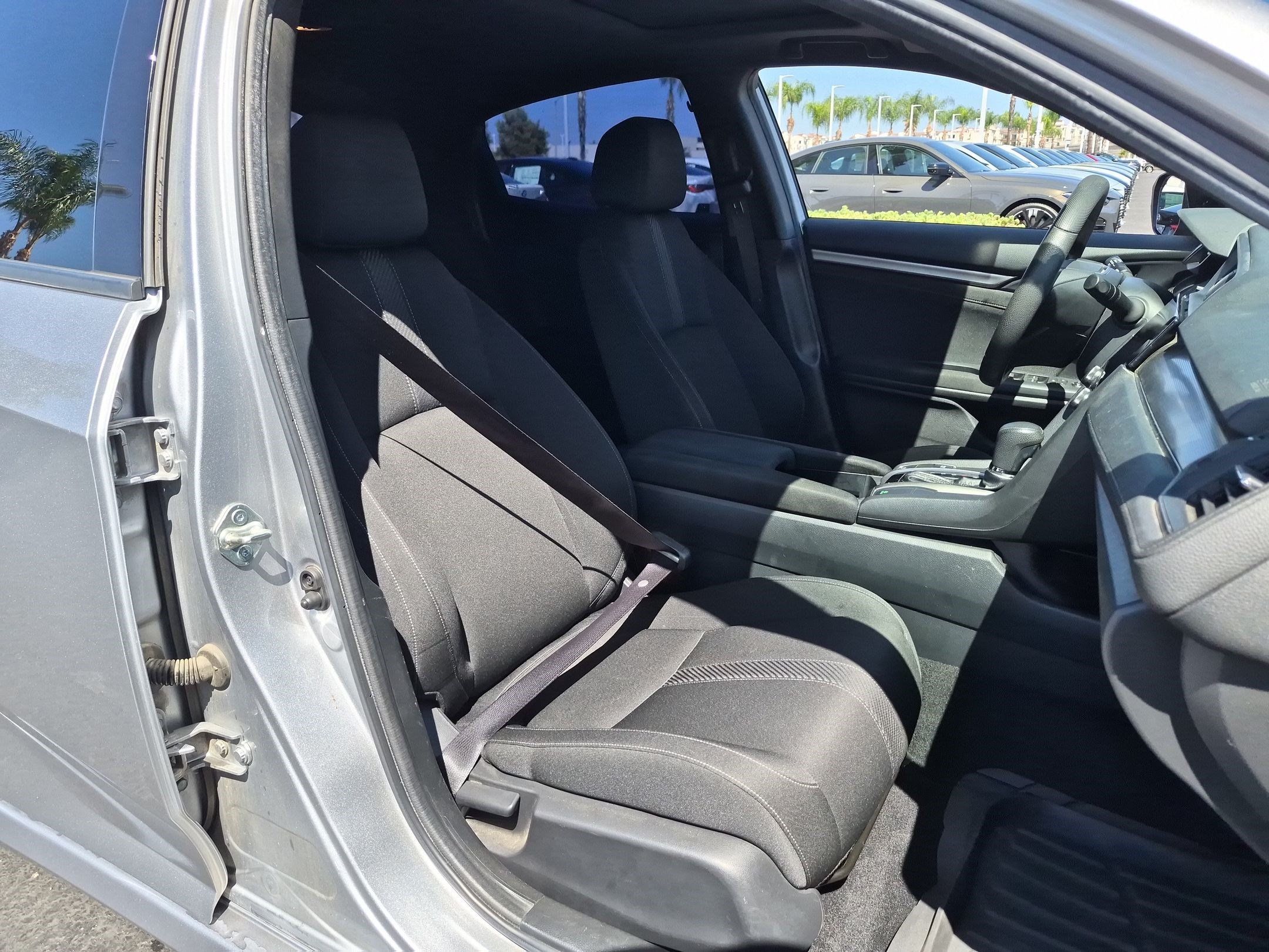 Used 2018 Honda Civic EX image 31
