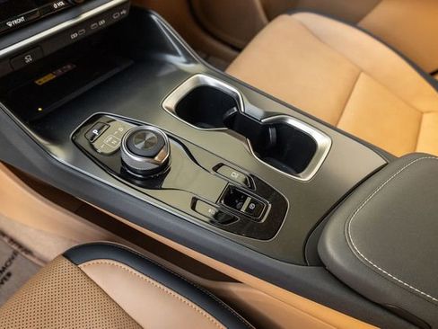 Used 2024 Lexus RZ 300e Premium image 10