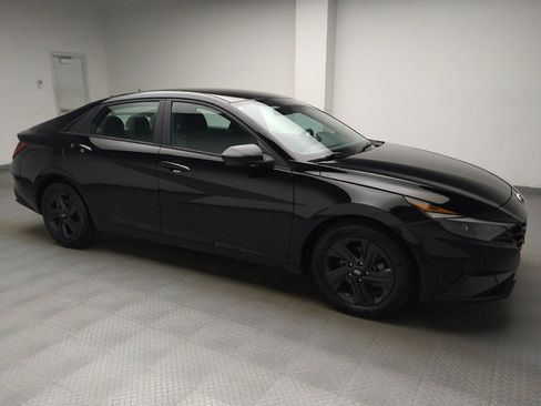 Used 2023 Hyundai Elantra SEL FWD image 11