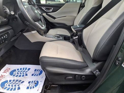 Used 2022 Subaru Forester Premium image 22