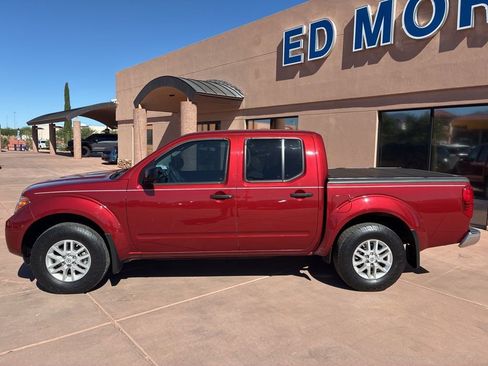 Used 2019 Nissan Frontier SV w/ Value Truck Package image 5