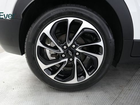 Used 2023 Chevrolet Bolt EUV Premier image 19