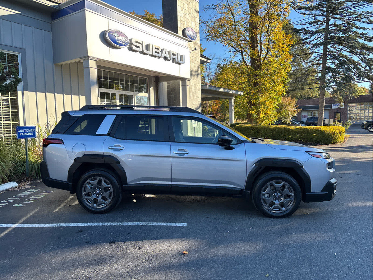Certified 2026 Subaru Outback Premium w/ Premium/Limited Plus Package AWD/4WD image 2
