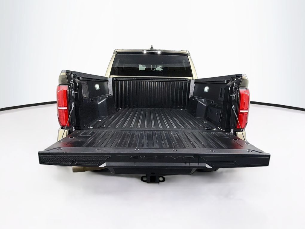 Used 2026 Toyota Tacoma TRD Off-Road AWD/4WD image 26