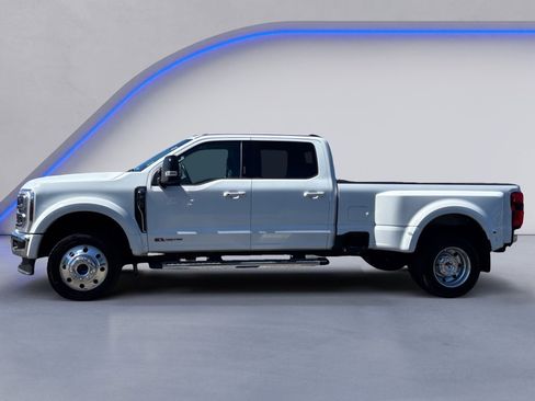 Used 2024 Ford F450 Lariat w/ Camper Package image 12